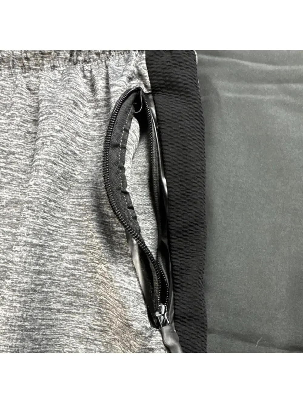 Mens Size L Athletic Shorts Gray Black Knit Zipper Pockets Drawstring Gym Sport